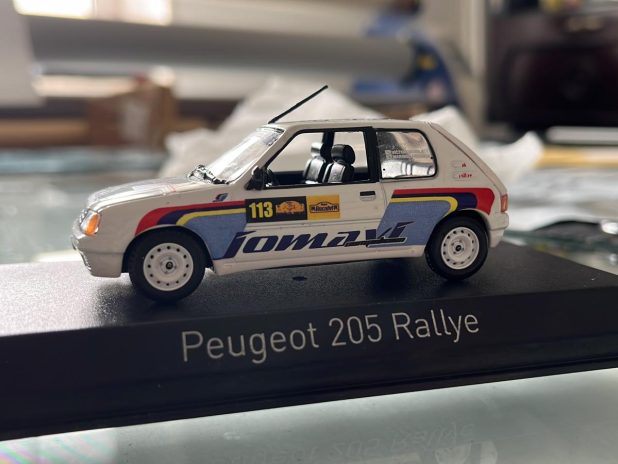 WhatsApp Image 2024-10-25 at 00.10.03(1)